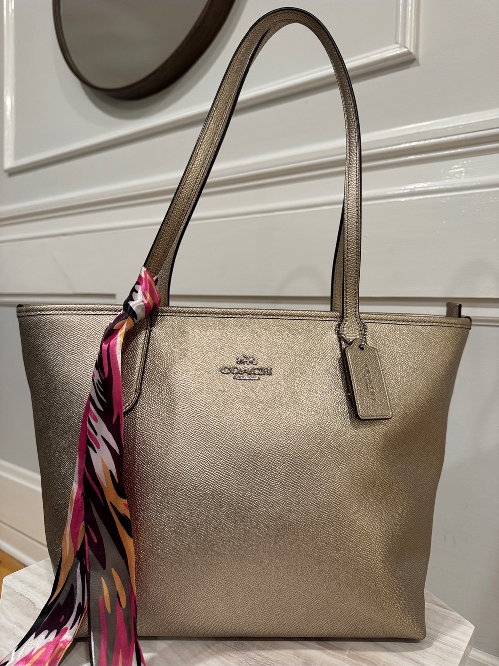 Coach Bag Metallic Champagne Gold Zip Top Tote - Picture 5 of 17